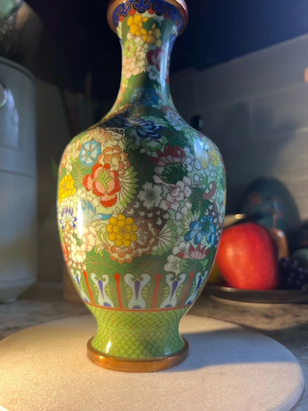 Vintage Green Floral Cloisonne Vase, Price reflects it is like new - Picture 1 of 12